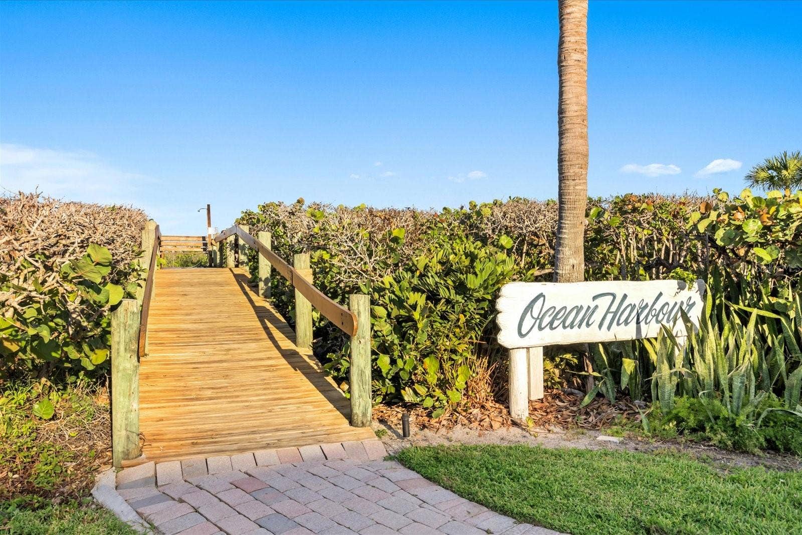 5167 N HIGHWAY A1A, #201, Fort Pierce, FL 34949