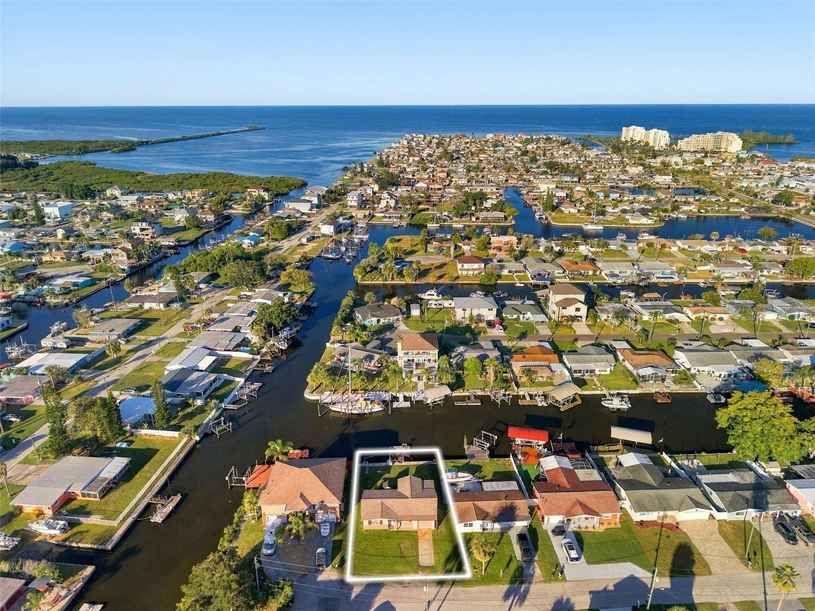 13539 BRITTON DRIVE, Hudson, FL 34667 13539 BRITTON DRIVE, Hudson, FL 34667