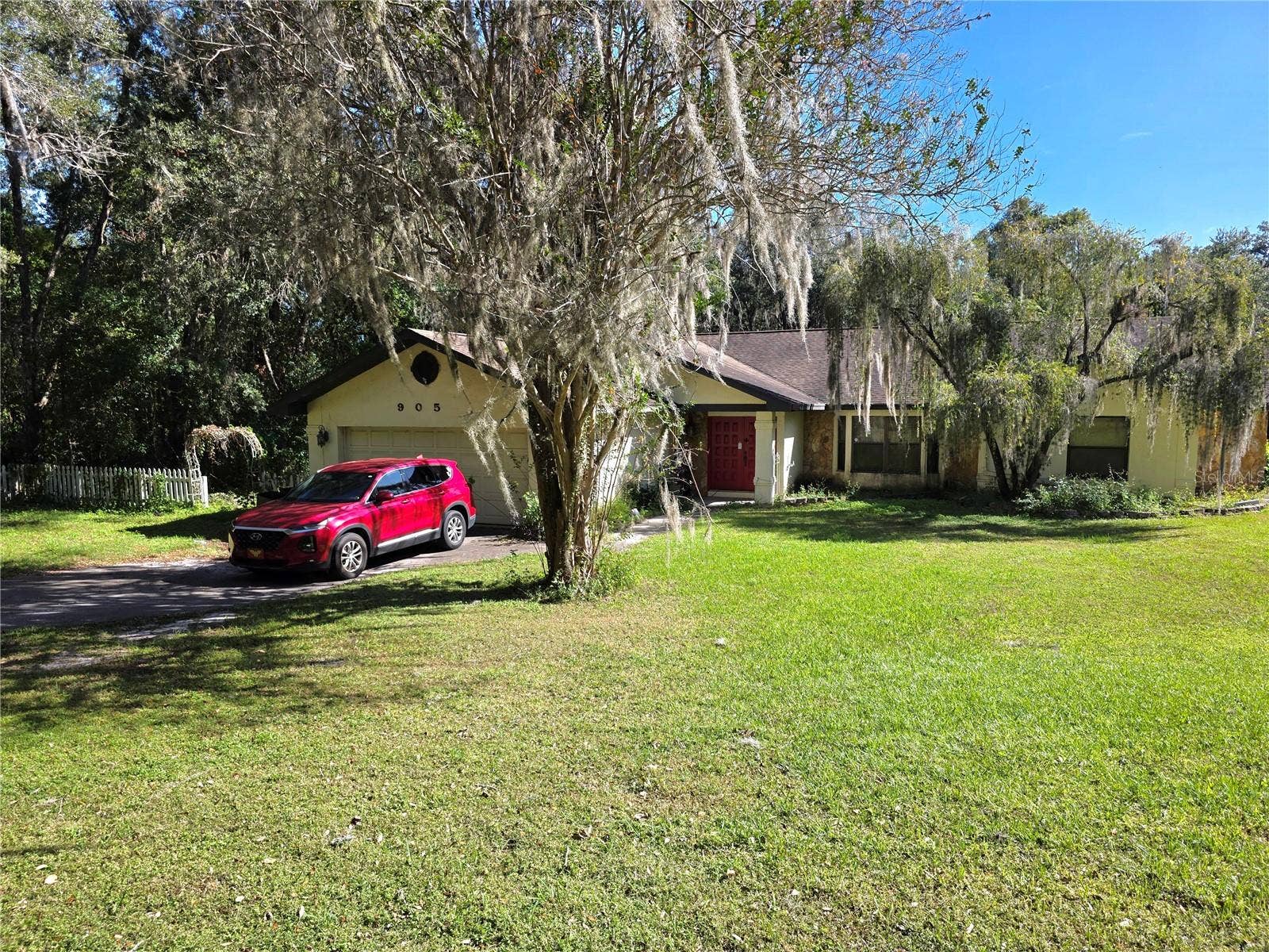 905 S MILDRED AVENUE, Brooksville, FL 34601