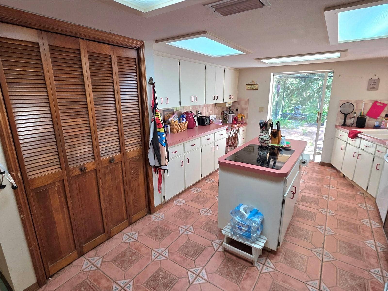 905 S MILDRED AVENUE, Brooksville, FL 34601