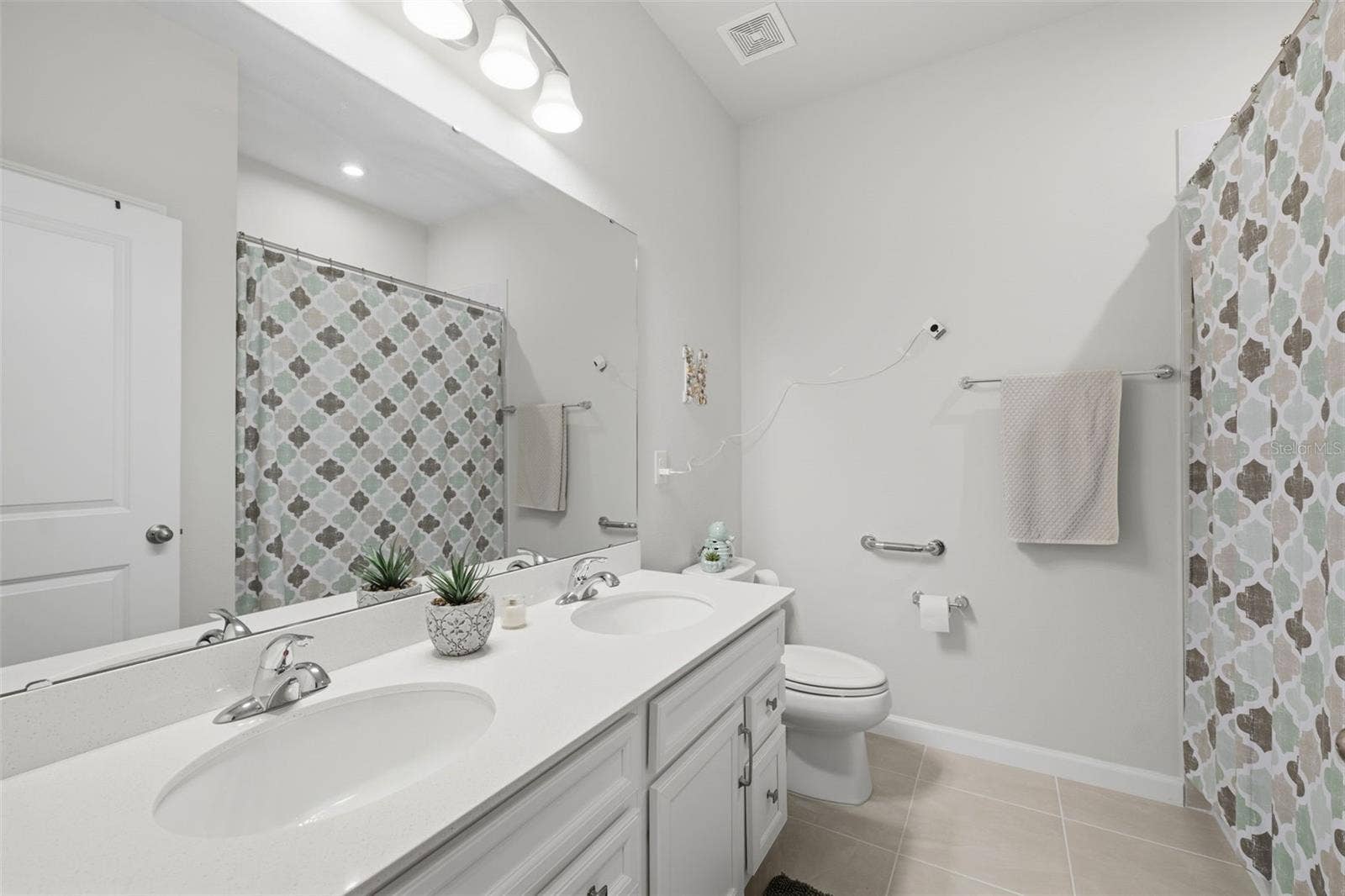 35420 CRESCENT CREEK DRIVE, Zephyrhills, FL 33541 35420 CRESCENT CREEK DRIVE, Zephyrhills, FL 33541