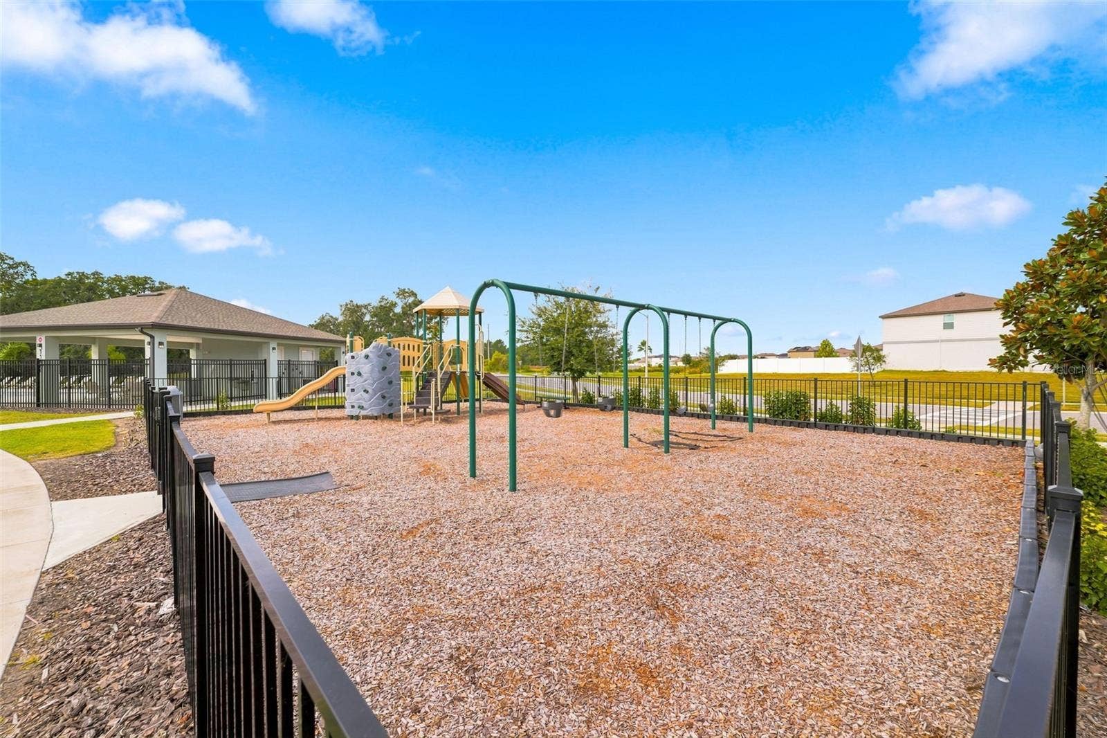 35420 CRESCENT CREEK DRIVE, Zephyrhills, FL 33541 35420 CRESCENT CREEK DRIVE, Zephyrhills, FL 33541