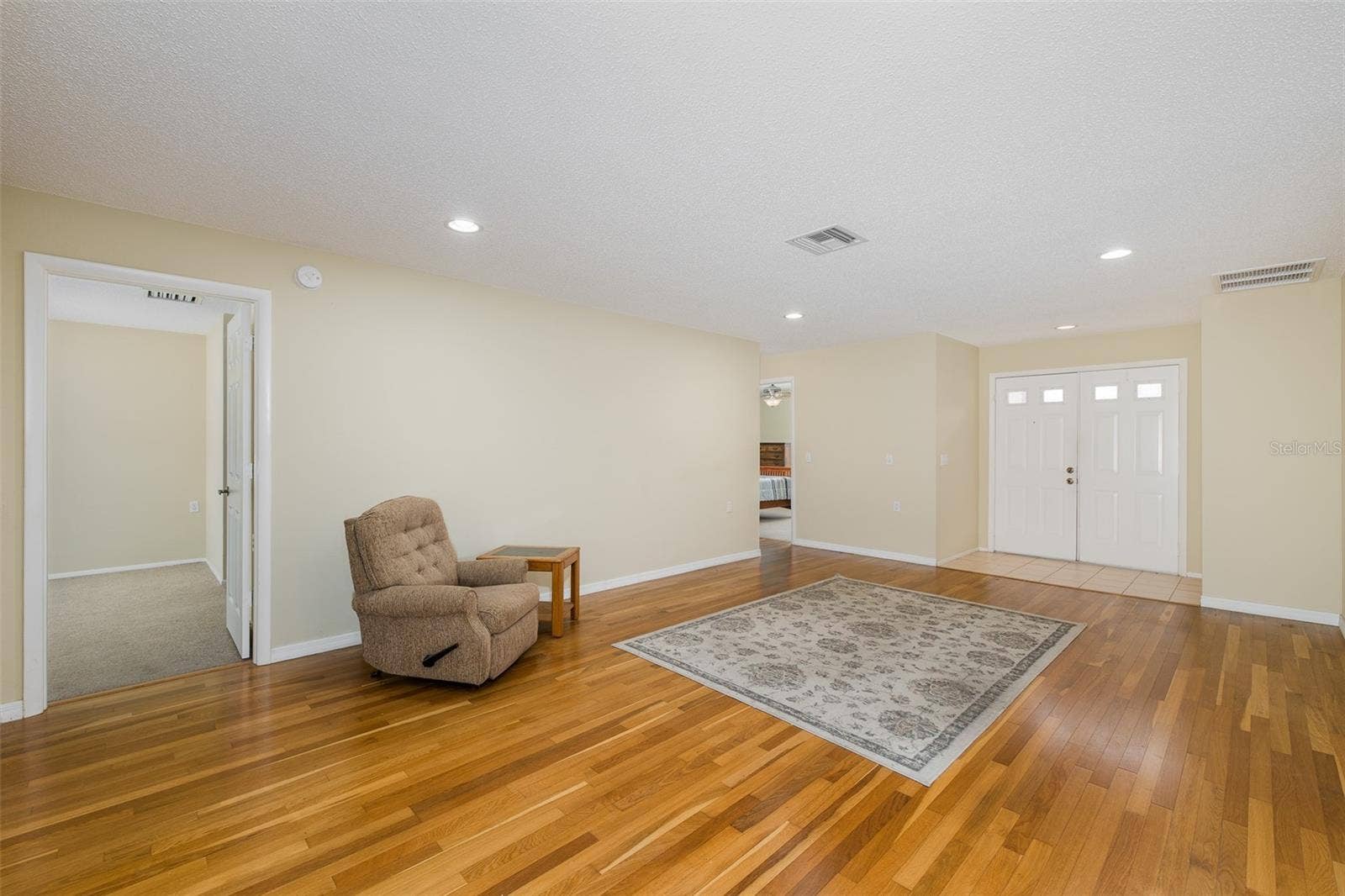 9015 WARWICK LANE, New Port Richey, FL 34655 9015 WARWICK LANE, New Port Richey, FL 34655