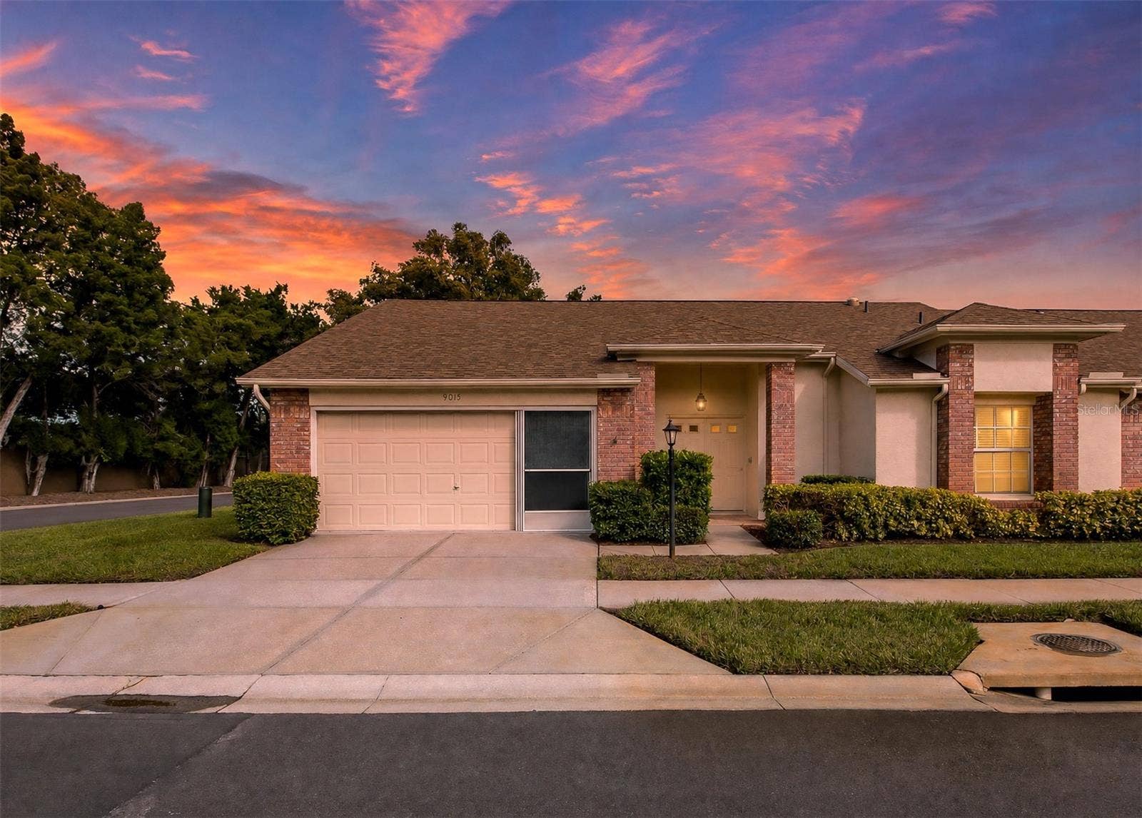 9015 WARWICK LANE, New Port Richey, FL 34655 9015 WARWICK LANE, New Port Richey, FL 34655