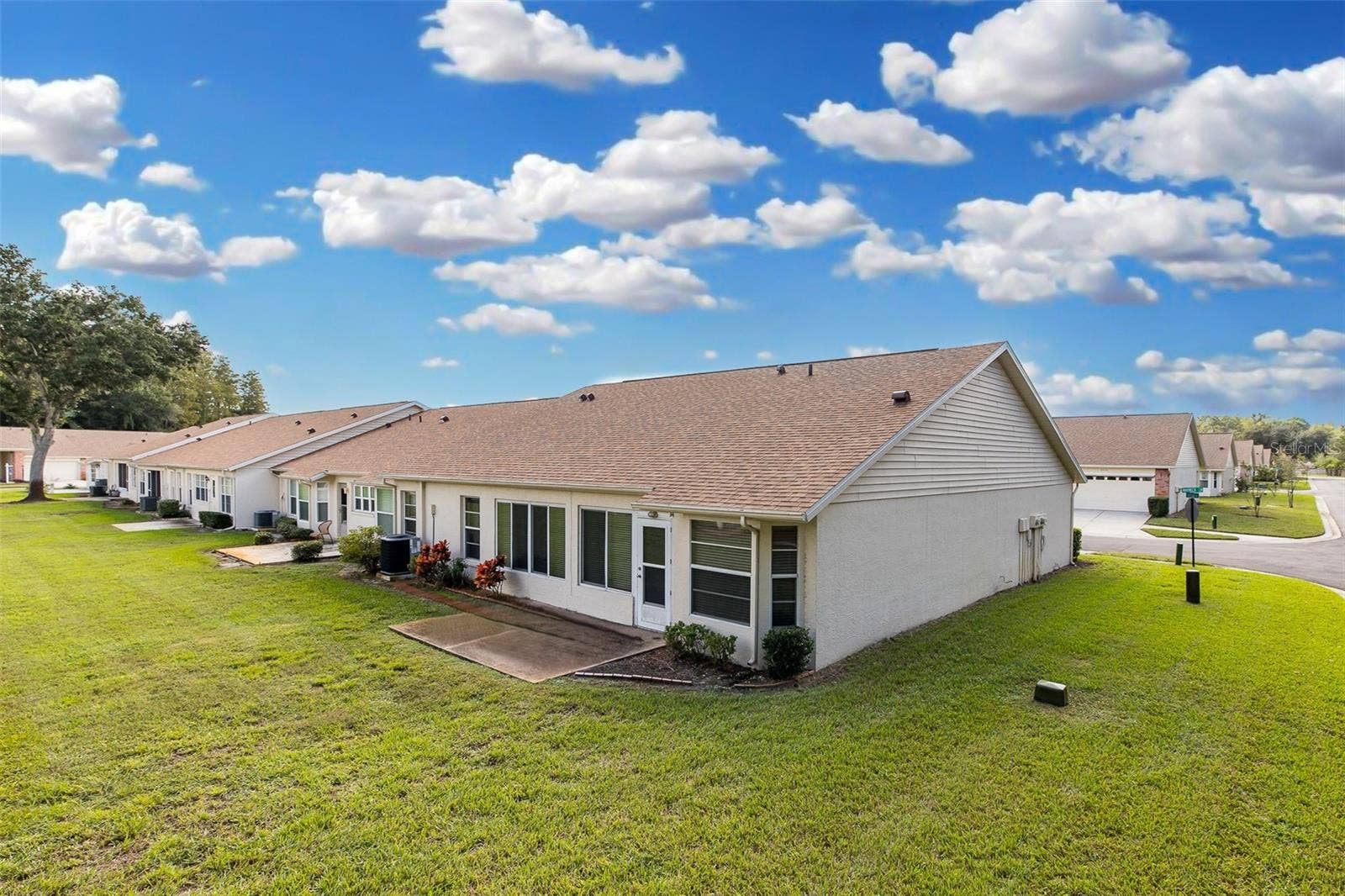 9015 WARWICK LANE, New Port Richey, FL 34655 9015 WARWICK LANE, New Port Richey, FL 34655