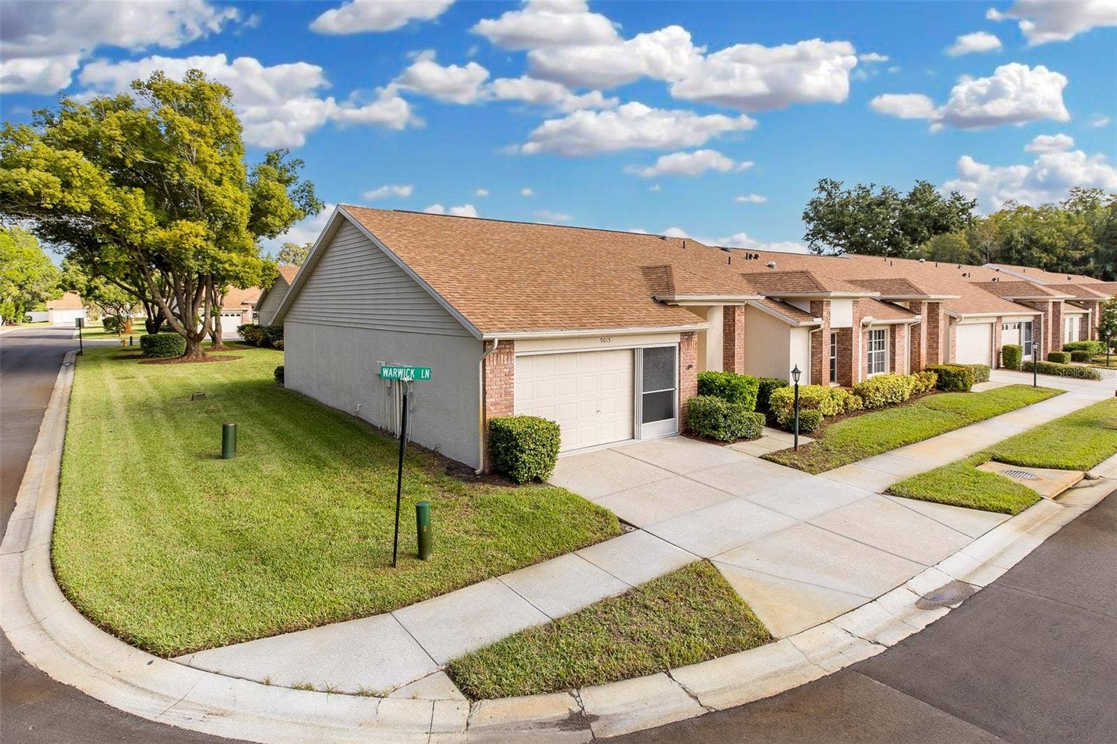 9015 WARWICK LANE, New Port Richey, FL 34655 9015 WARWICK LANE, New Port Richey, FL 34655