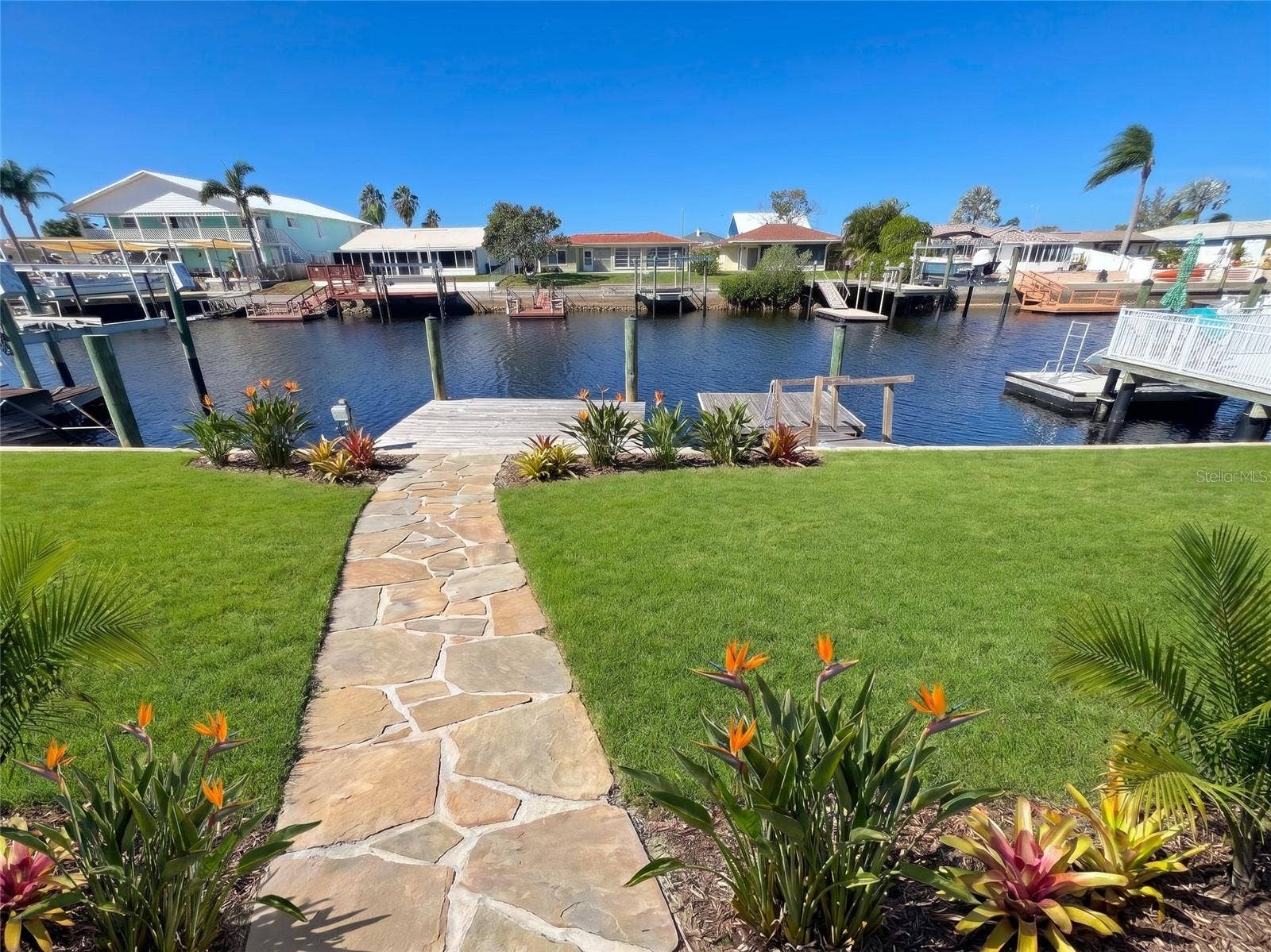 4937 DORY DRIVE, New Port Richey, FL 34652 Virtually landscaped - Just to give an idea with a simple change.