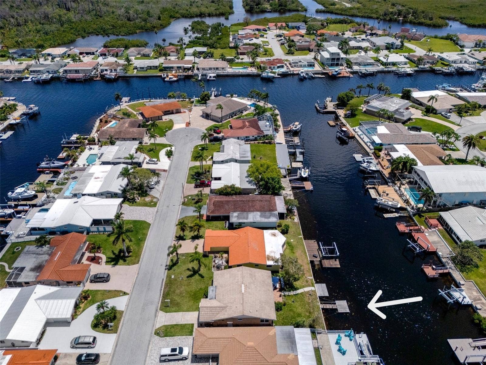 4937 DORY DRIVE, New Port Richey, FL 34652 4937 DORY DRIVE, New Port Richey, FL 34652