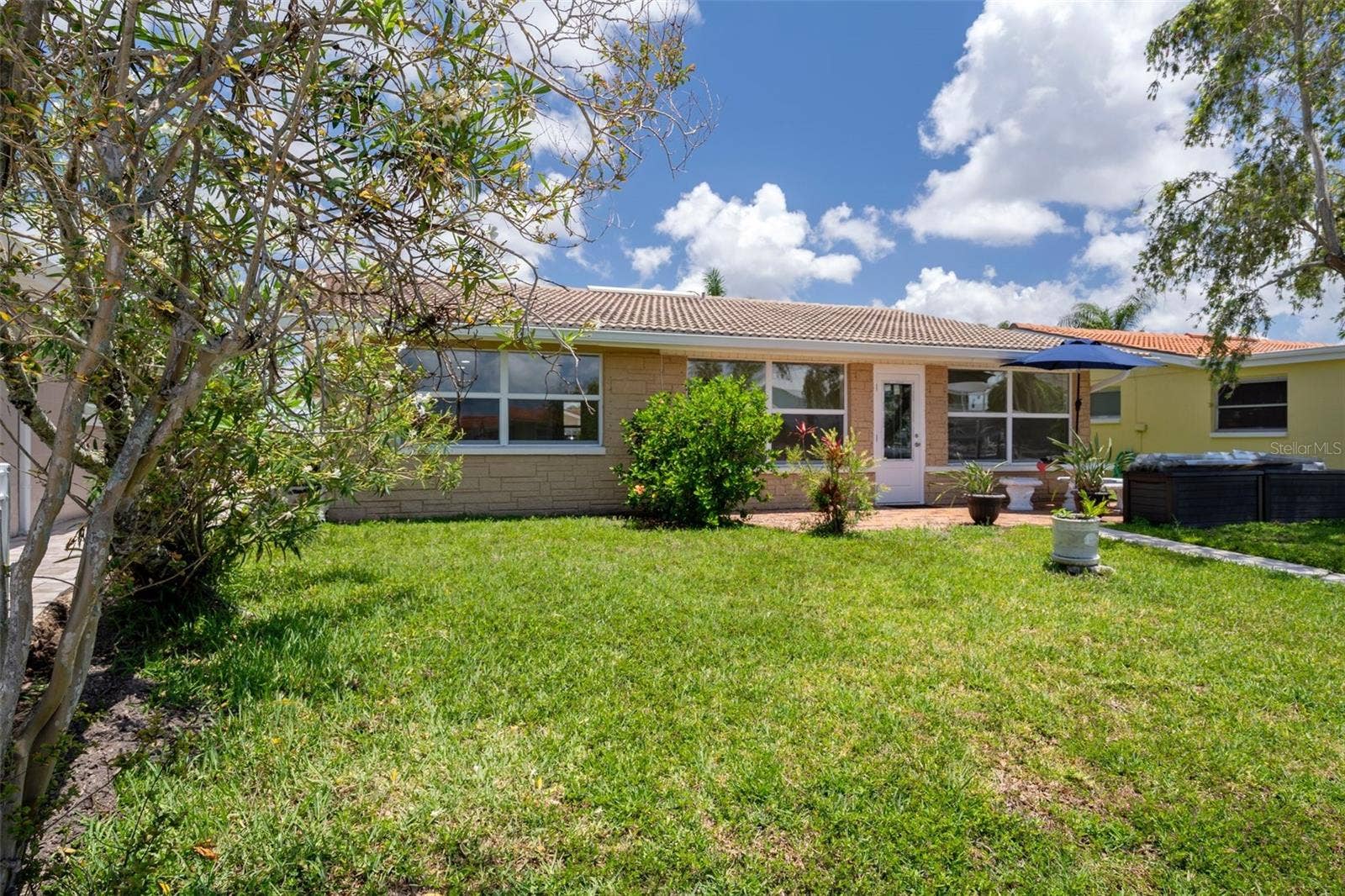 4937 DORY DRIVE, New Port Richey, FL 34652 4937 DORY DRIVE, New Port Richey, FL 34652