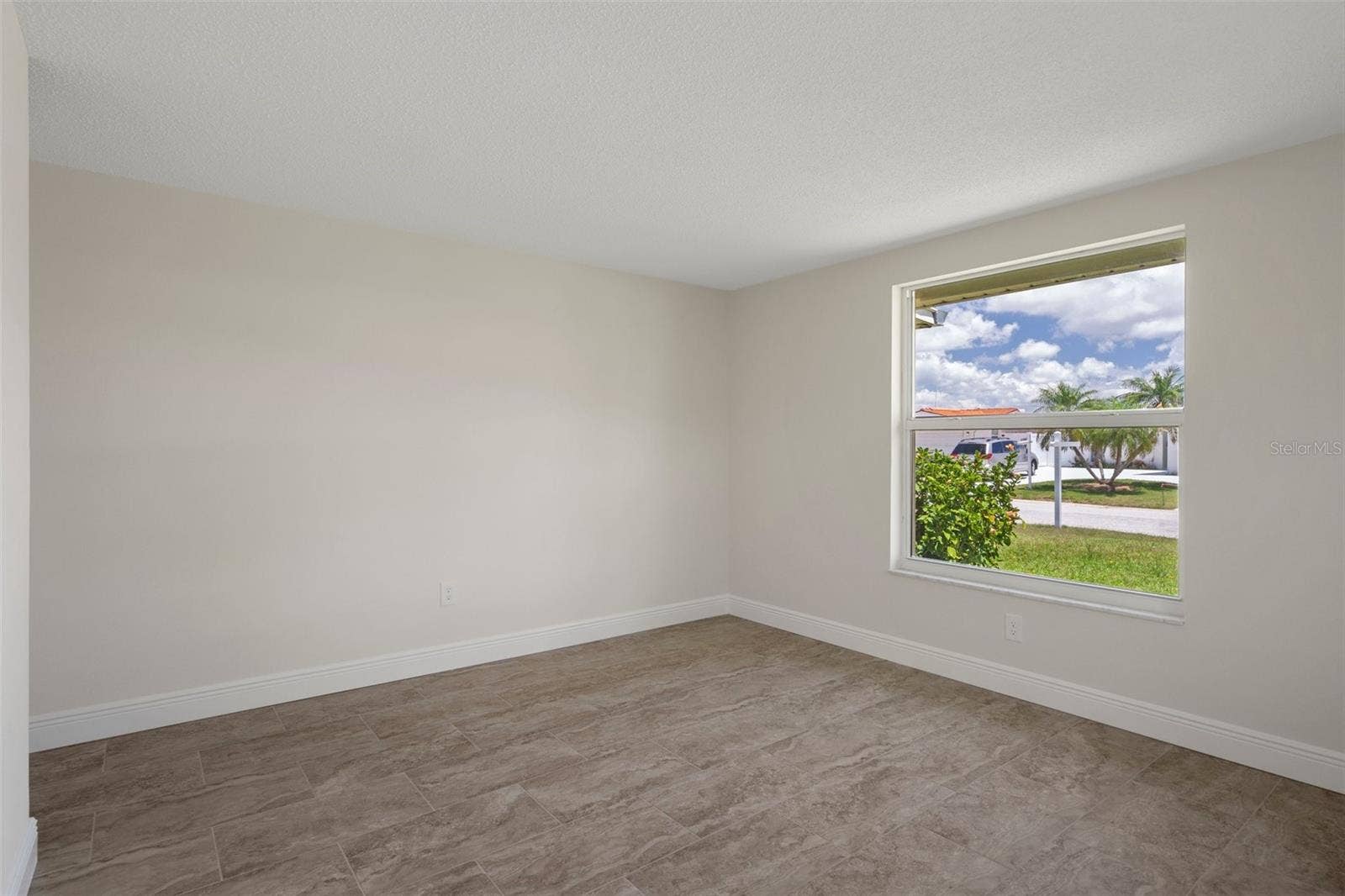 4937 DORY DRIVE, New Port Richey, FL 34652 4937 DORY DRIVE, New Port Richey, FL 34652