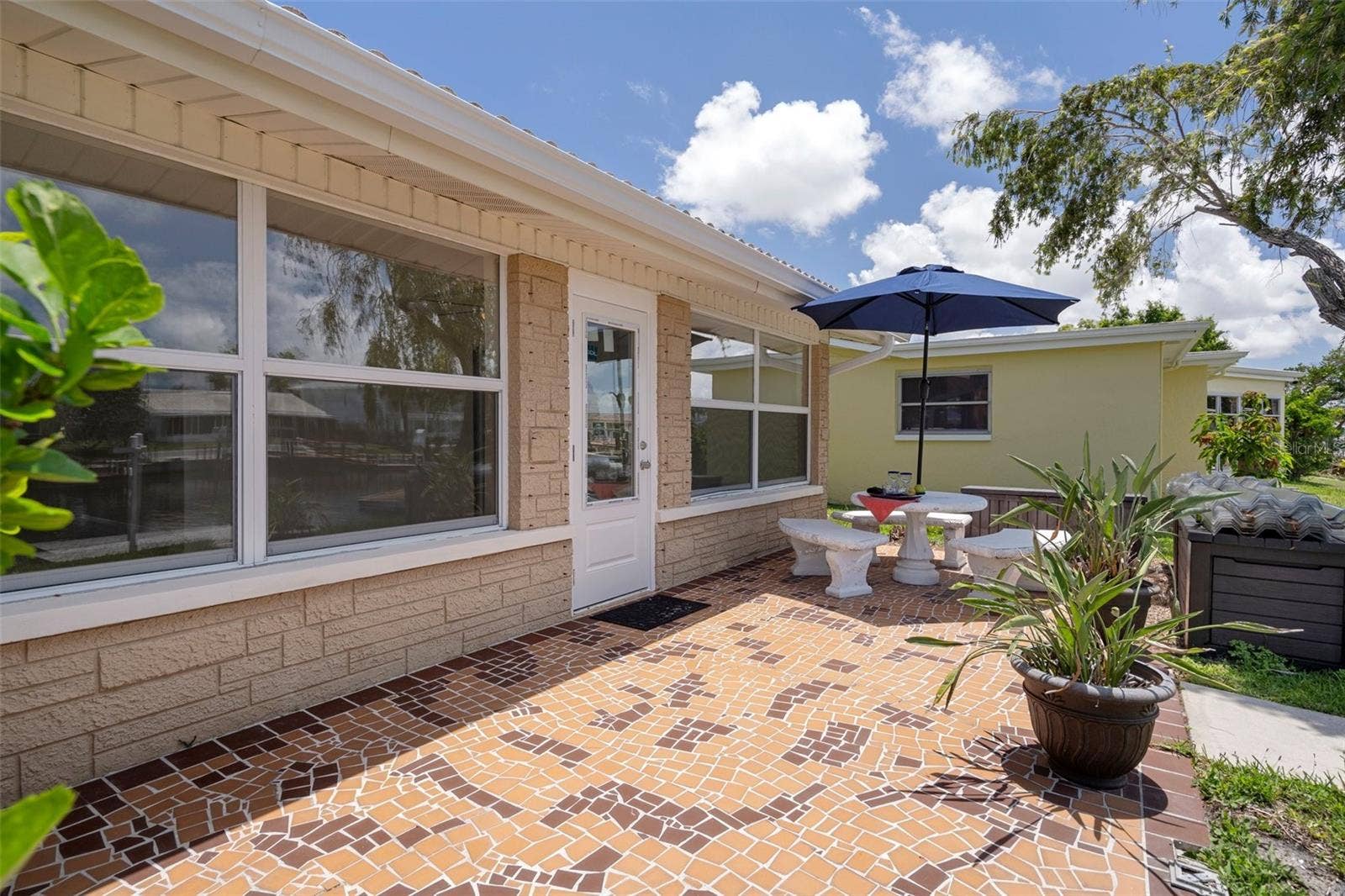 4937 DORY DRIVE, New Port Richey, FL 34652 4937 DORY DRIVE, New Port Richey, FL 34652