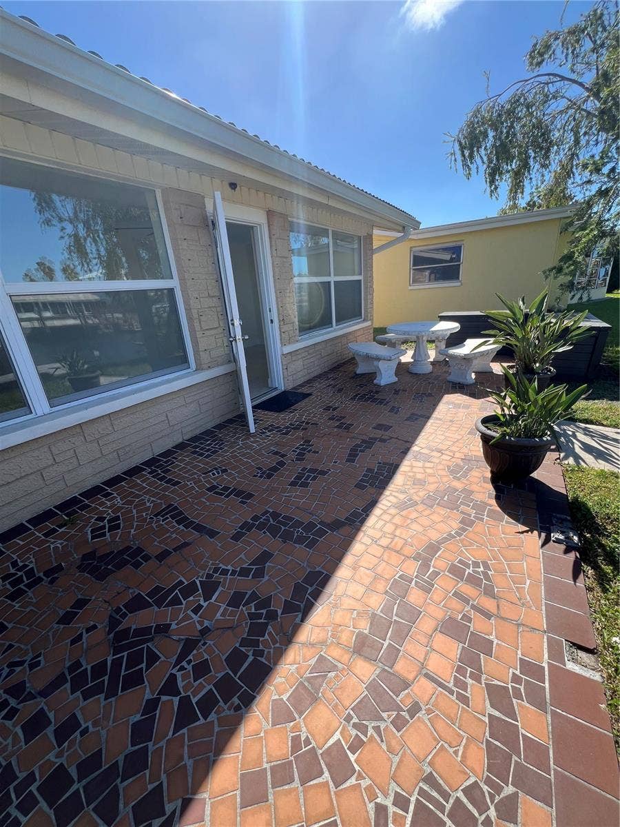 4937 DORY DRIVE, New Port Richey, FL 34652 4937 DORY DRIVE, New Port Richey, FL 34652