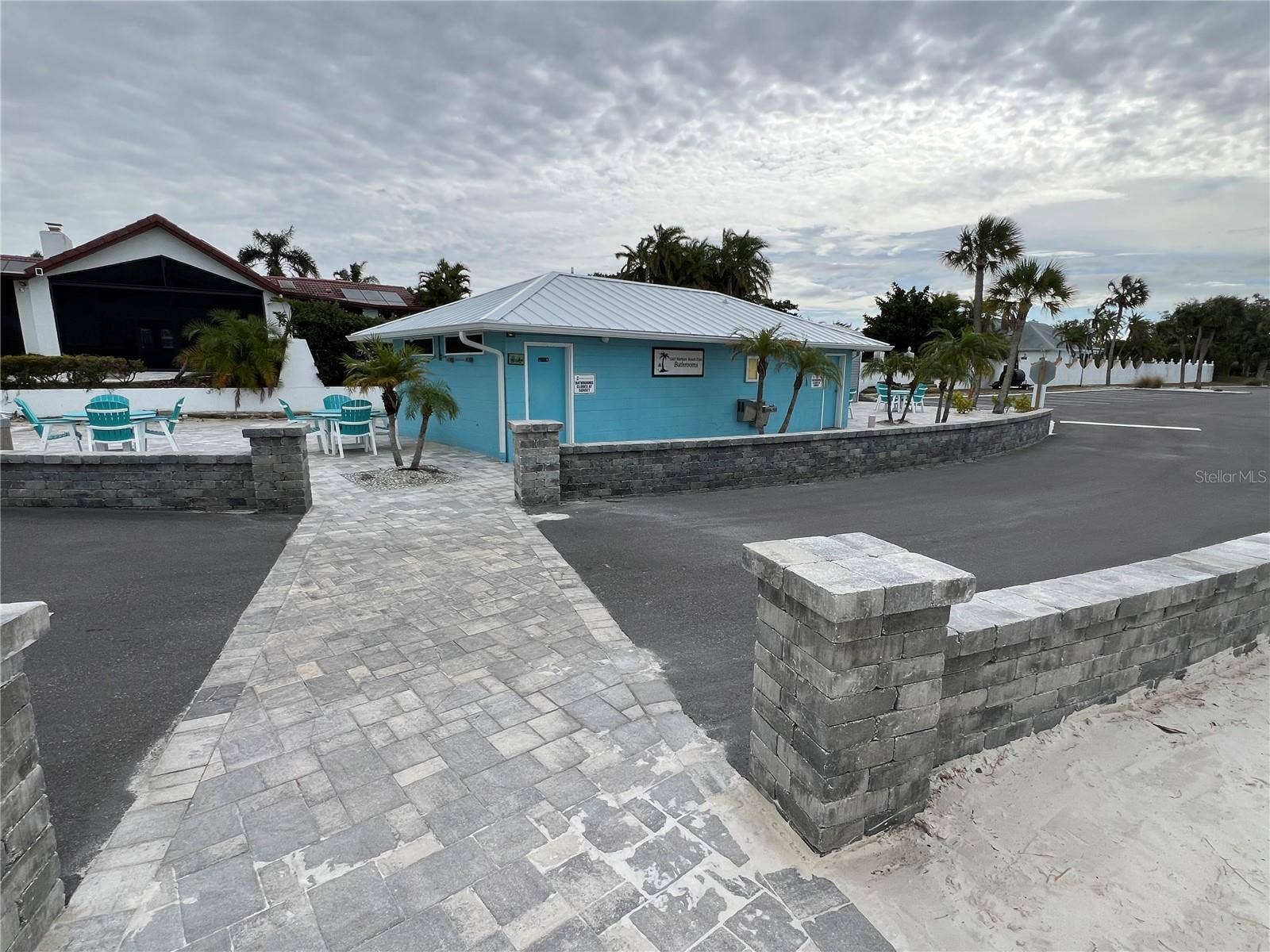 4937 DORY DRIVE, New Port Richey, FL 34652 4937 DORY DRIVE, New Port Richey, FL 34652