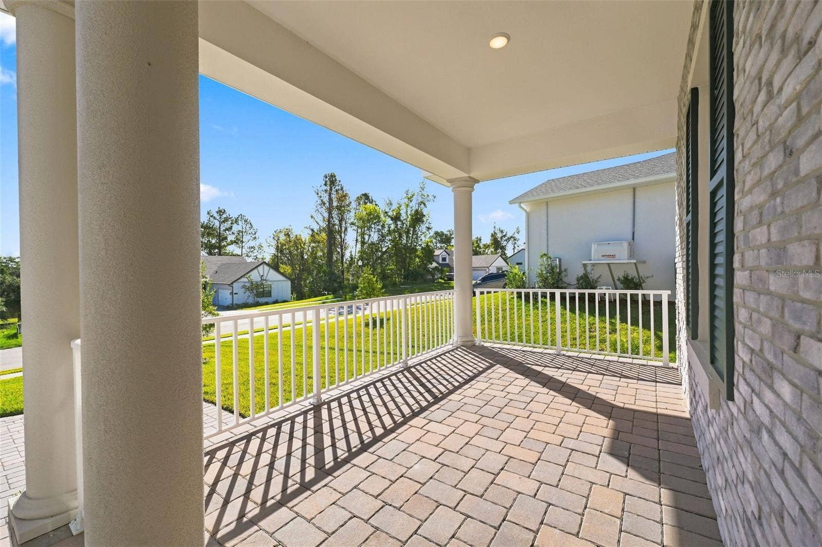 3926 SOUTHERN VALLEY LOOP, Brooksville, FL 34601 Front Porch