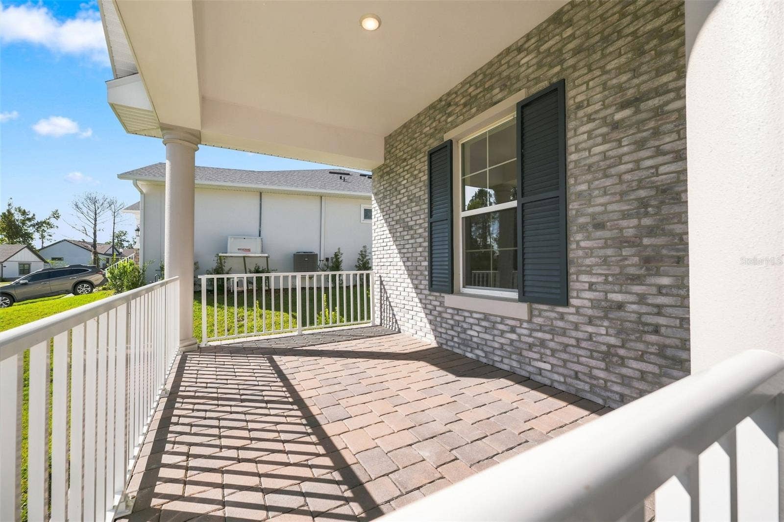 3926 SOUTHERN VALLEY LOOP, Brooksville, FL 34601 Front Porch