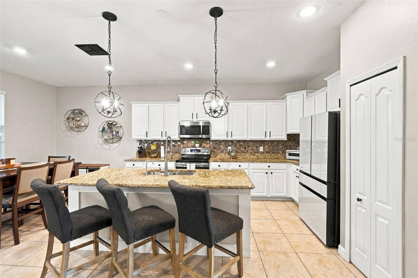 12832 SAULSTON PLACE, Hudson, FL 34669 12832 SAULSTON PLACE, Hudson, FL 34669