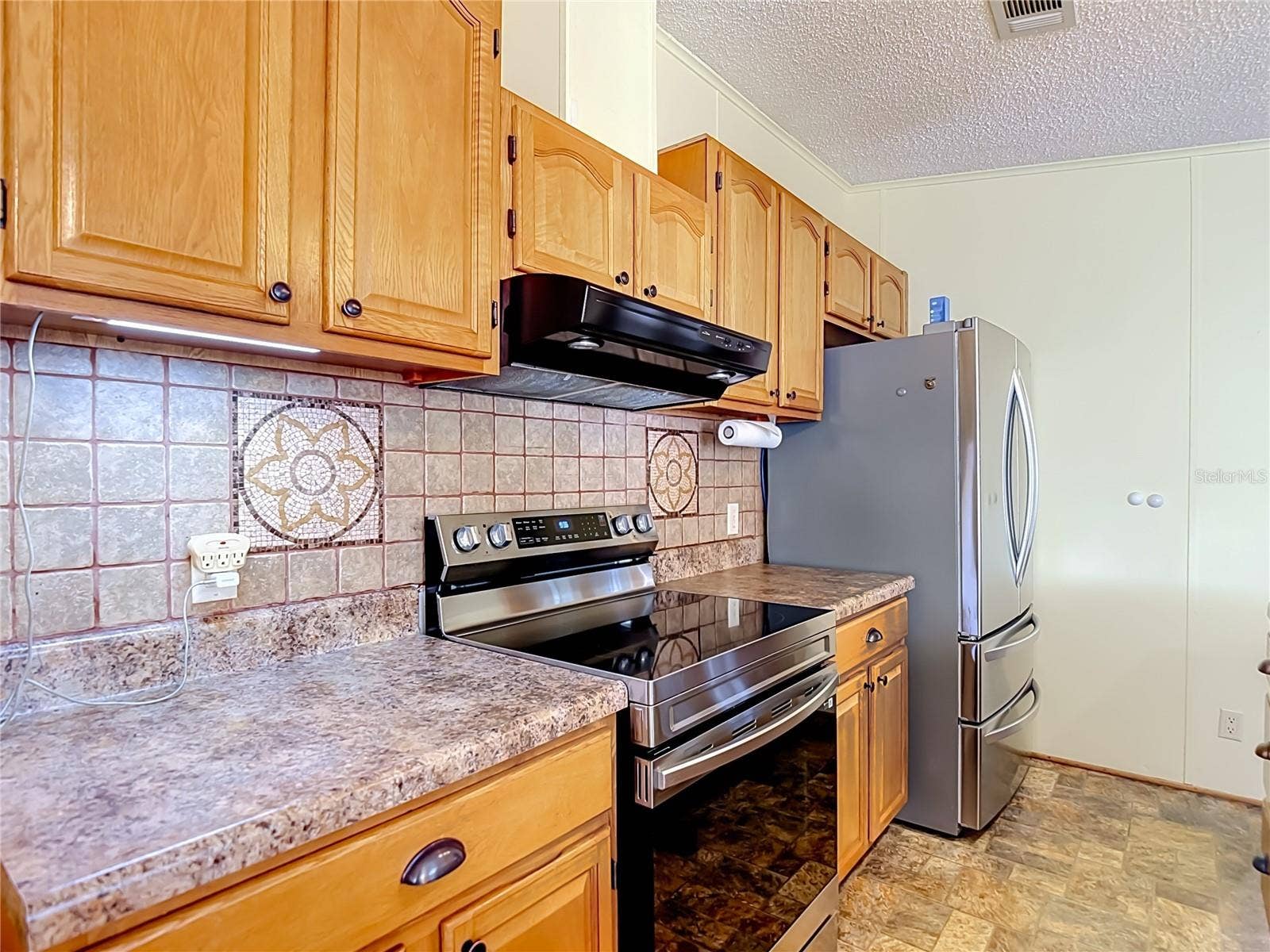 17131 MONTEVERDE DRIVE, Spring Hill, FL 34610 17131 MONTEVERDE DRIVE, Spring Hill, FL 34610