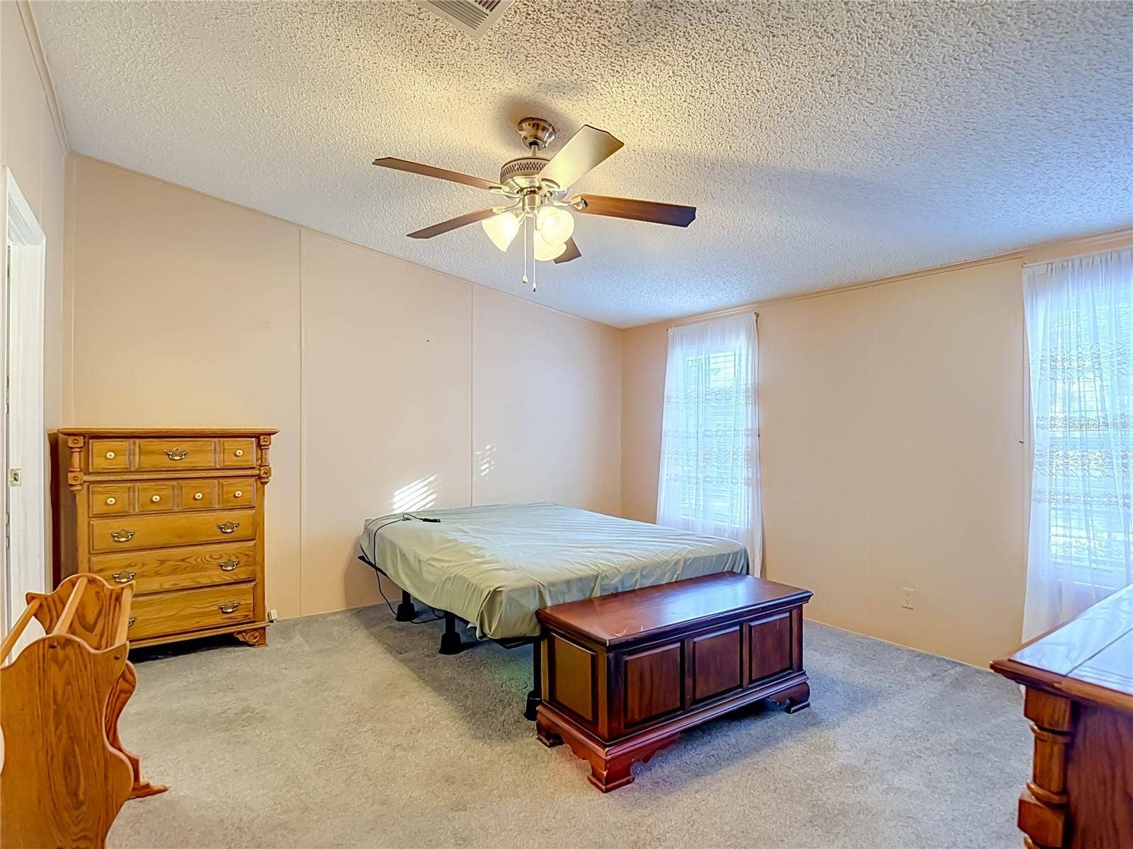 17131 MONTEVERDE DRIVE, Spring Hill, FL 34610 17131 MONTEVERDE DRIVE, Spring Hill, FL 34610
