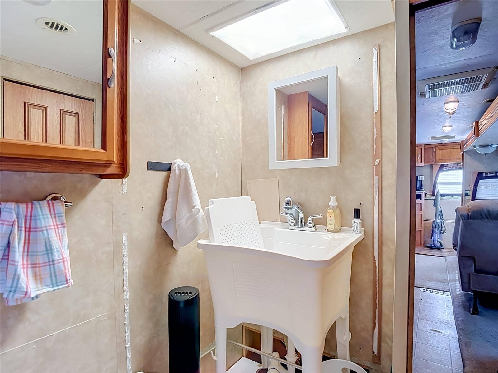 17131 MONTEVERDE DRIVE, Spring Hill, FL 34610 17131 MONTEVERDE DRIVE, Spring Hill, FL 34610