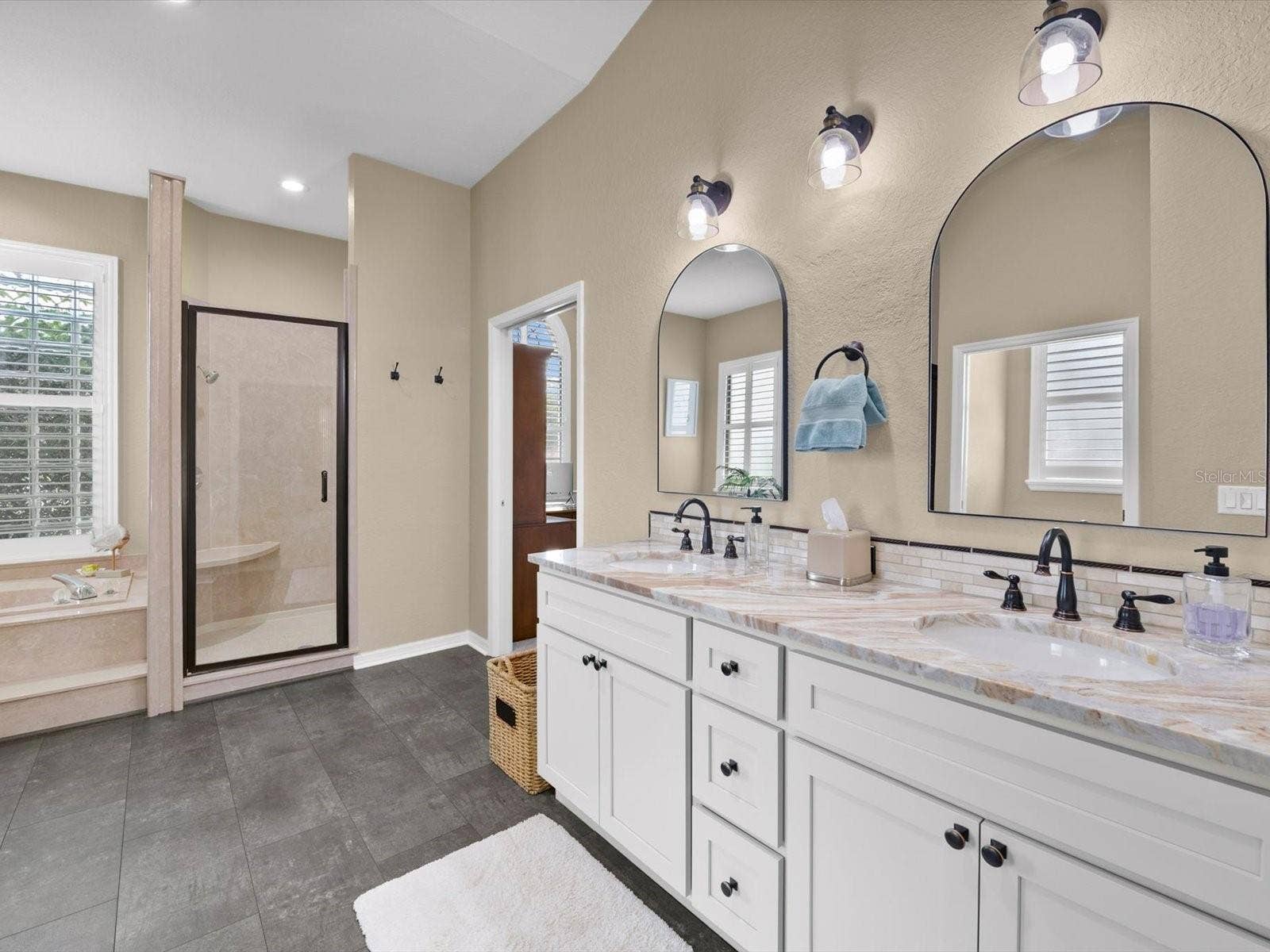 8906 SKYMASTER DRIVE, New Port Richey, FL 34654 8906 SKYMASTER DRIVE, New Port Richey, FL 34654