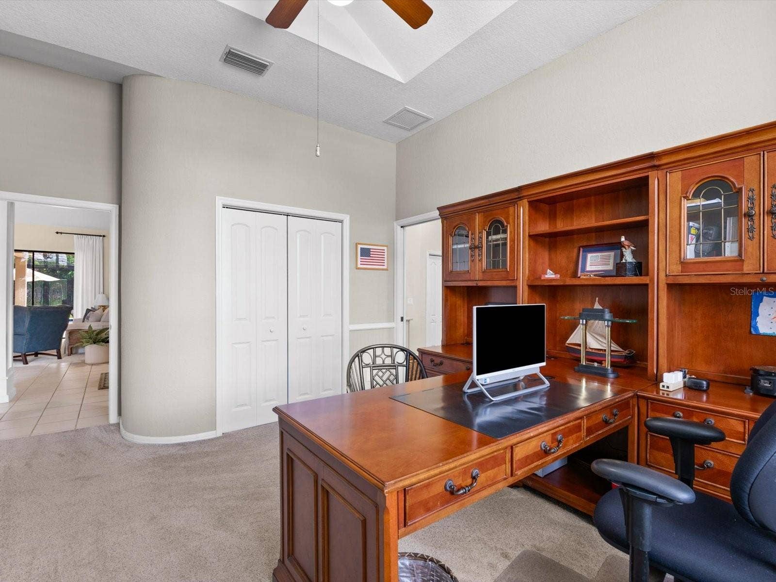 8906 SKYMASTER DRIVE, New Port Richey, FL 34654 8906 SKYMASTER DRIVE, New Port Richey, FL 34654