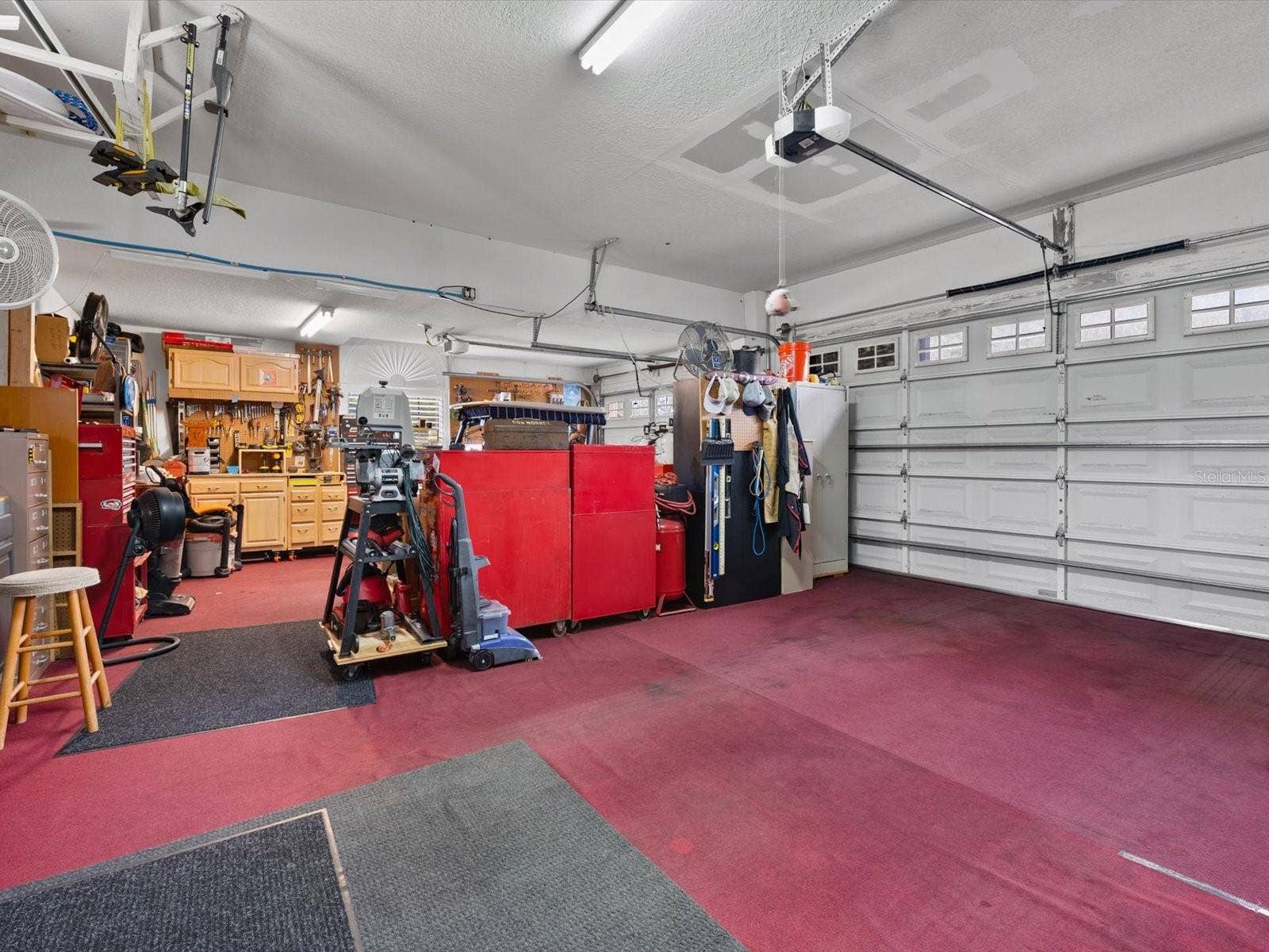 8906 SKYMASTER DRIVE, New Port Richey, FL 34654 8906 SKYMASTER DRIVE, New Port Richey, FL 34654