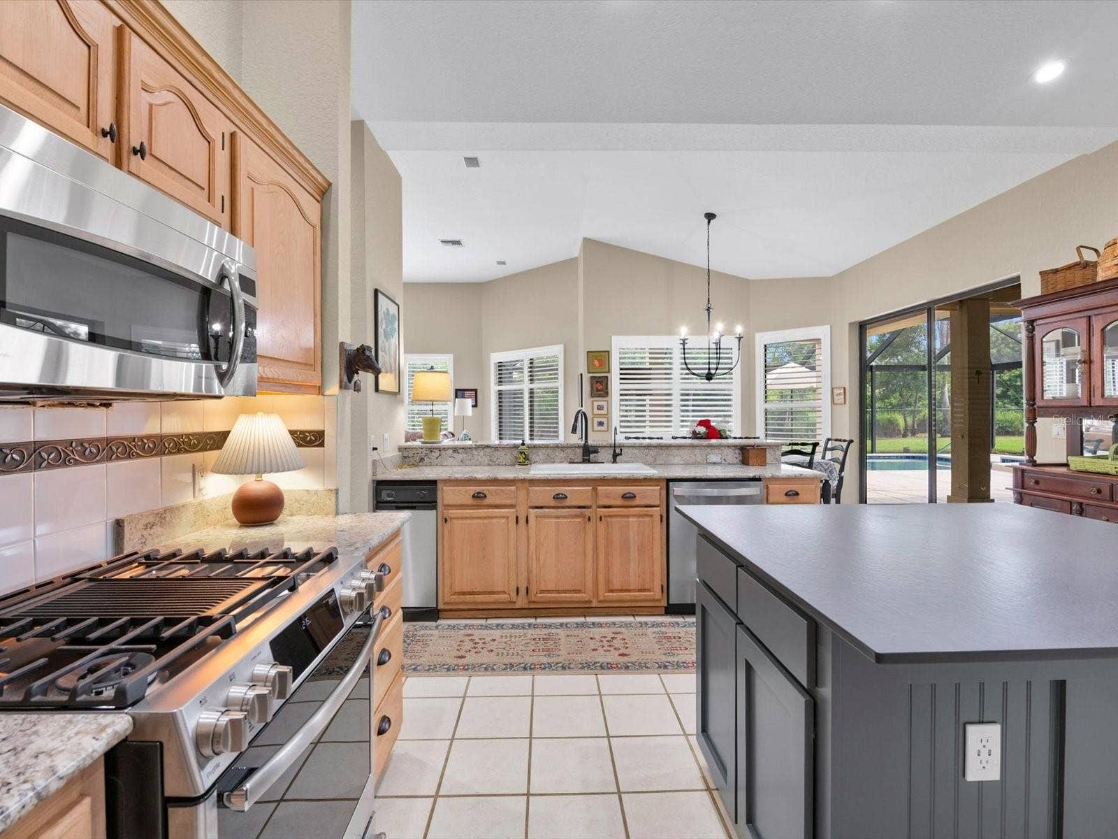 8906 SKYMASTER DRIVE, New Port Richey, FL 34654 8906 SKYMASTER DRIVE, New Port Richey, FL 34654