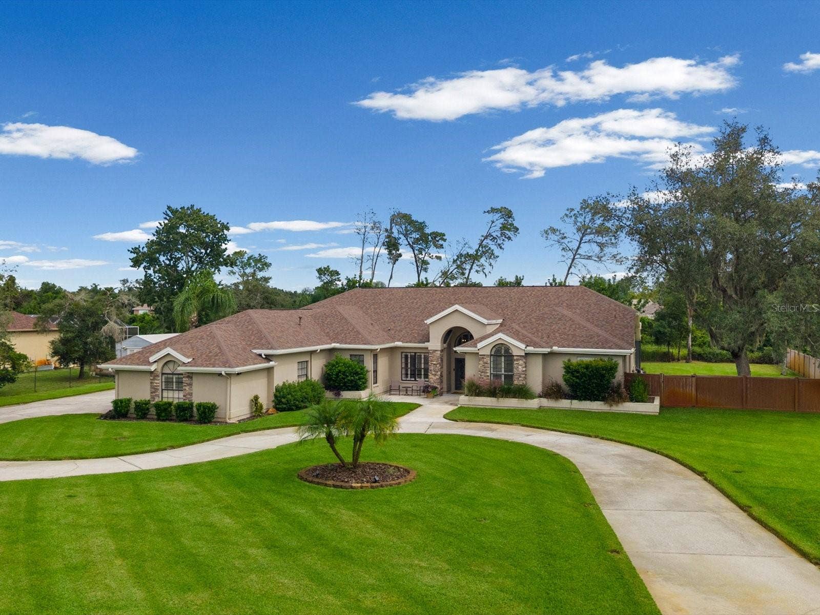 8906 SKYMASTER DRIVE, New Port Richey, FL 34654 8906 SKYMASTER DRIVE, New Port Richey, FL 34654