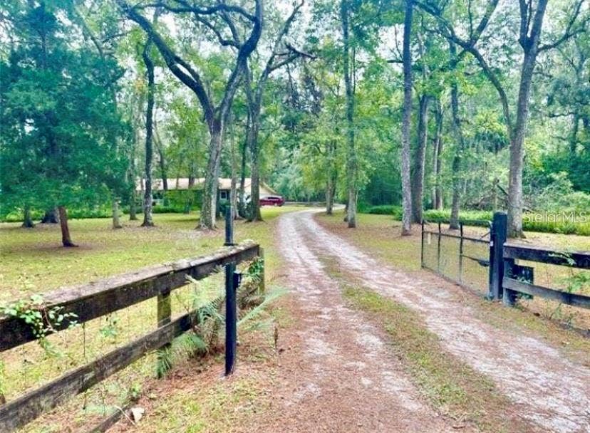 24392 LANARK ROAD, Brooksville, FL 34601 Property Entrance