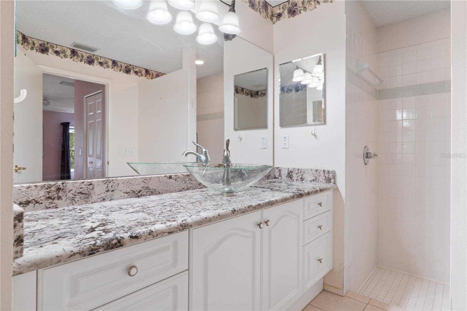 1430 PINEWOOD HILLS COURT, Spring Hill, FL 34606