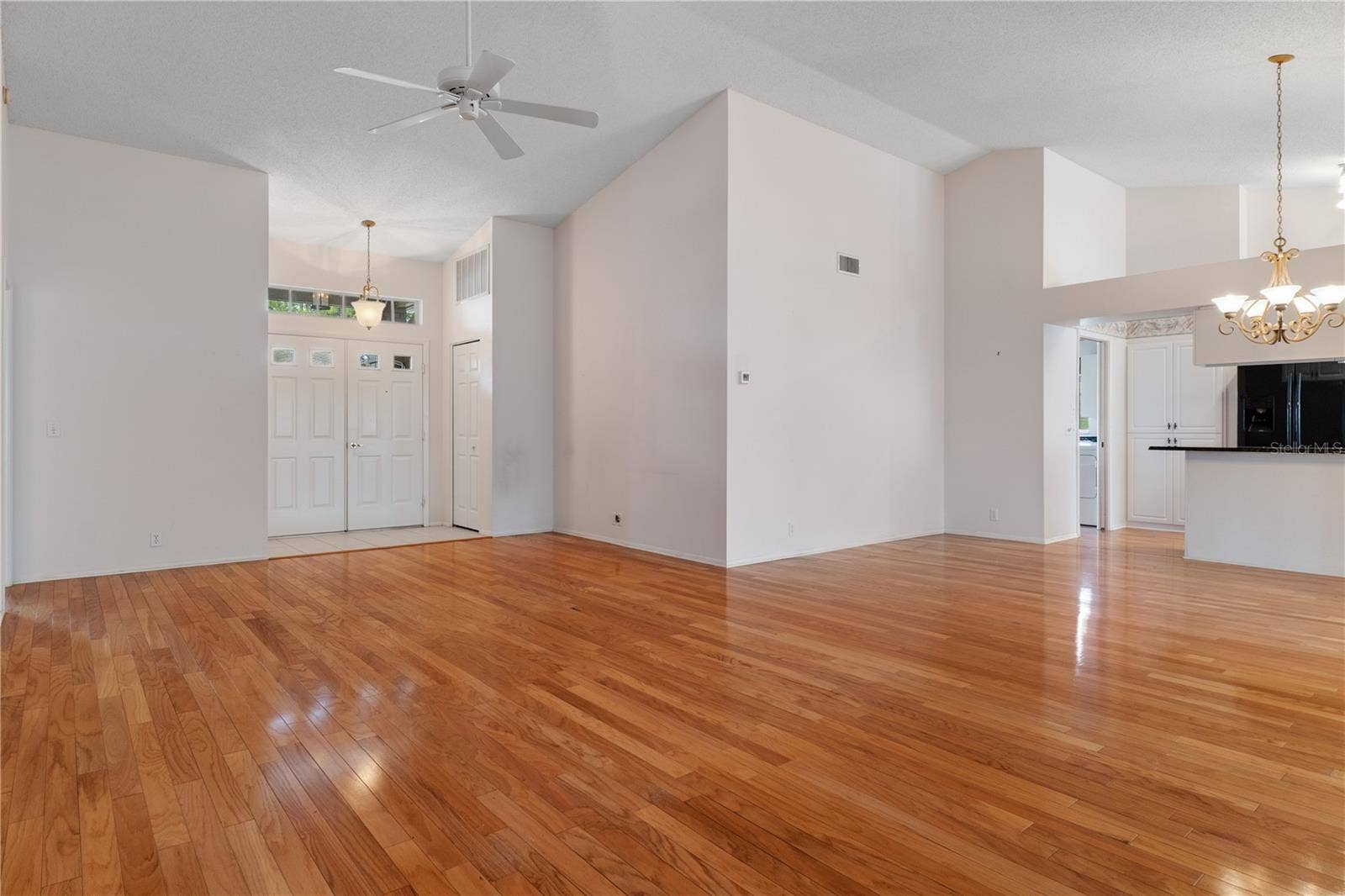 1430 PINEWOOD HILLS COURT, Spring Hill, FL 34606