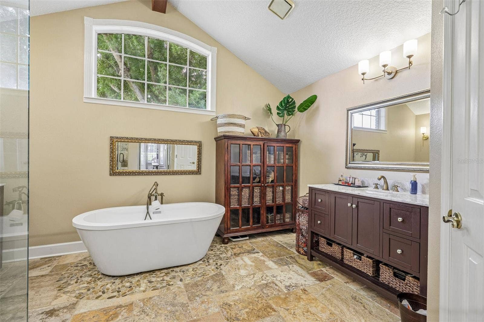 15052 GREEN VALLEY BOULEVARD, Clermont, FL 34711 15052 GREEN VALLEY BOULEVARD, Clermont, FL 34711