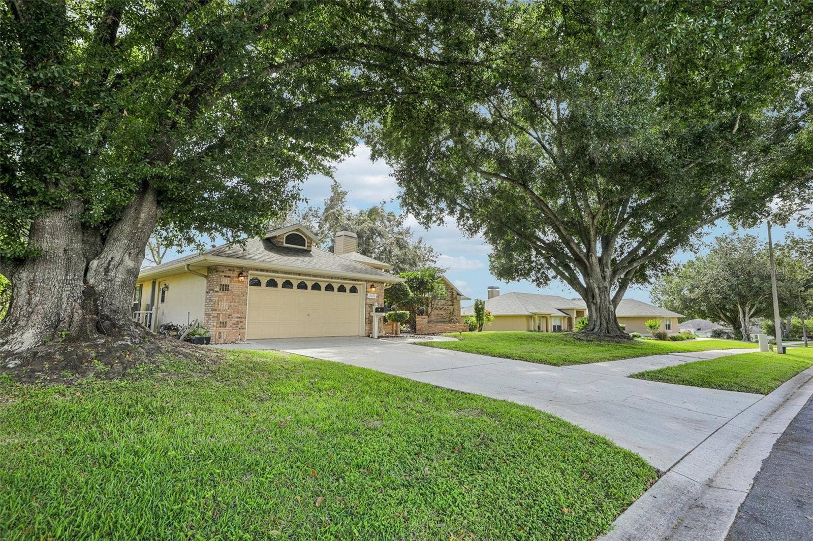 15052 GREEN VALLEY BOULEVARD, Clermont, FL 34711 15052 GREEN VALLEY BOULEVARD, Clermont, FL 34711