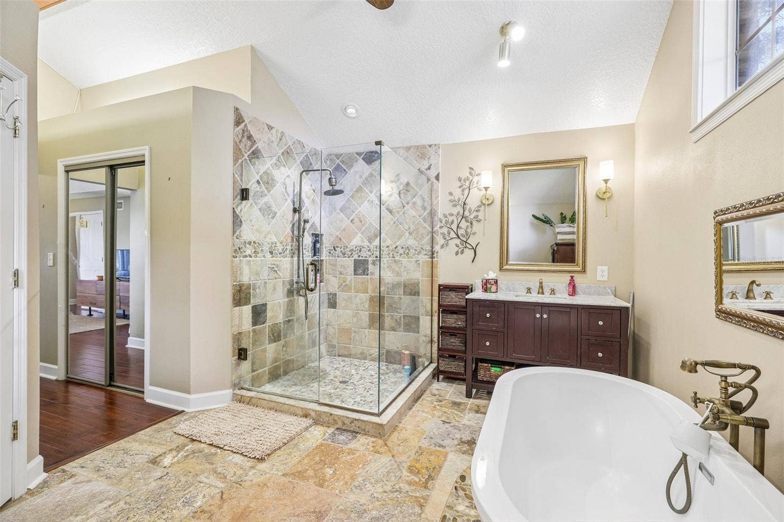 15052 GREEN VALLEY BOULEVARD, Clermont, FL 34711 15052 GREEN VALLEY BOULEVARD, Clermont, FL 34711