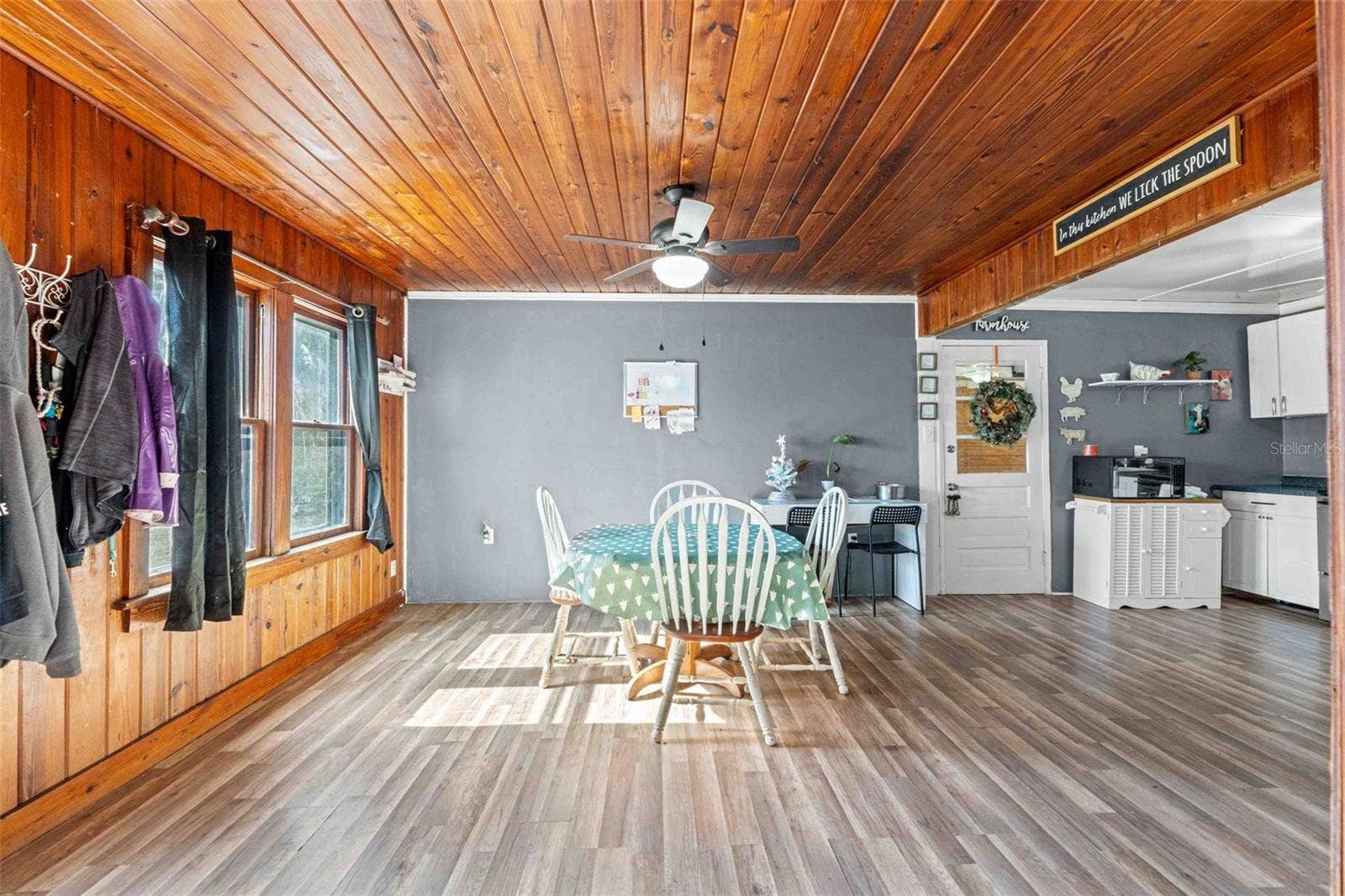 24141 MONDON HILL ROAD, Brooksville, FL 34601 24141 MONDON HILL ROAD, Brooksville, FL 34601