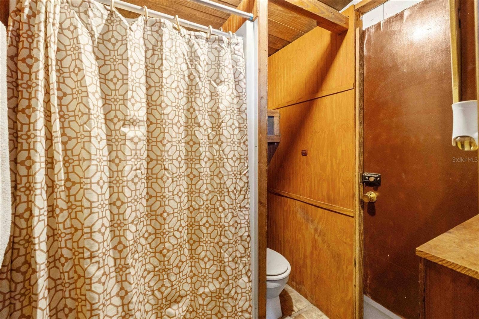 24141 MONDON HILL ROAD, Brooksville, FL 34601 24141 MONDON HILL ROAD, Brooksville, FL 34601