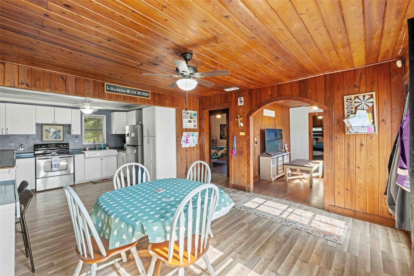 24141 MONDON HILL ROAD, Brooksville, FL 34601 24141 MONDON HILL ROAD, Brooksville, FL 34601