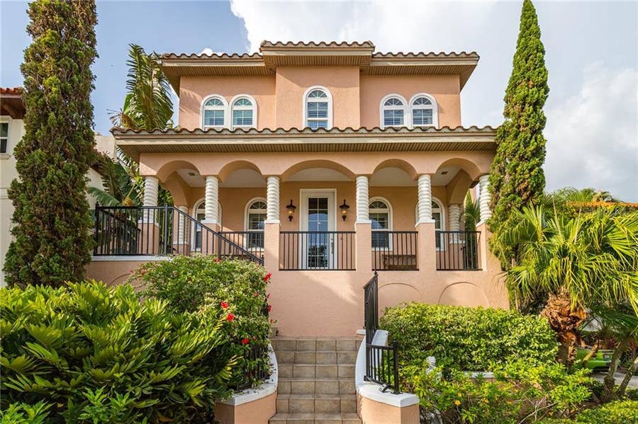 Property photo for 2809 BAYPOINTE CIRCLE, Tampa, FL