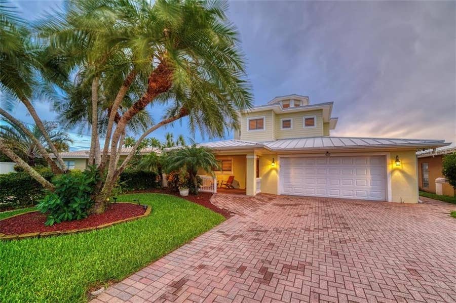 Property photo for 419 HARBOR DRIVE S, Indian Rocks Beach, FL