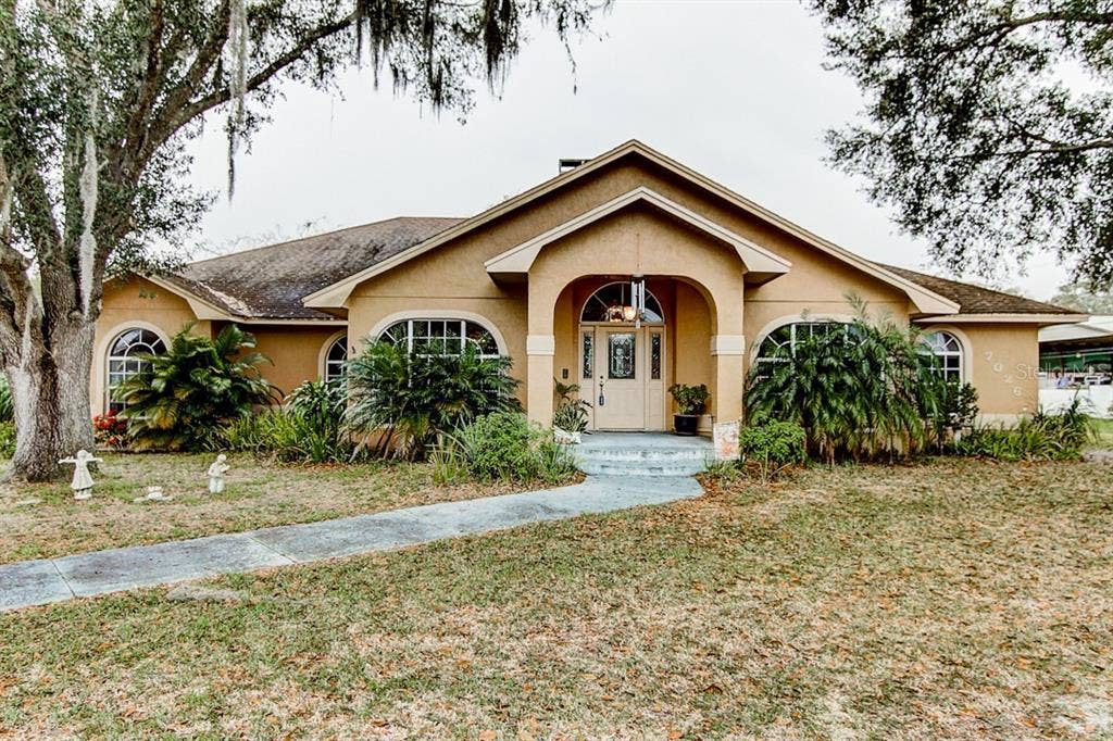 7026 PINEHAVEN DRIVE, Lakeland, FL 33810 7026 PINEHAVEN DRIVE, Lakeland, FL 33810