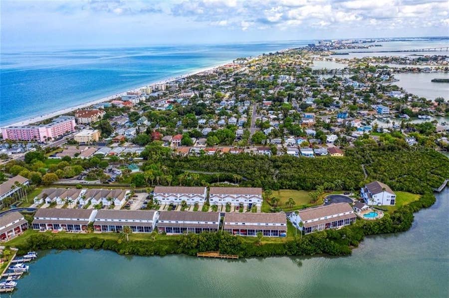 Property photo for 905 HIDDEN HARBOUR DRIVE, Indian Rocks Beach, FL