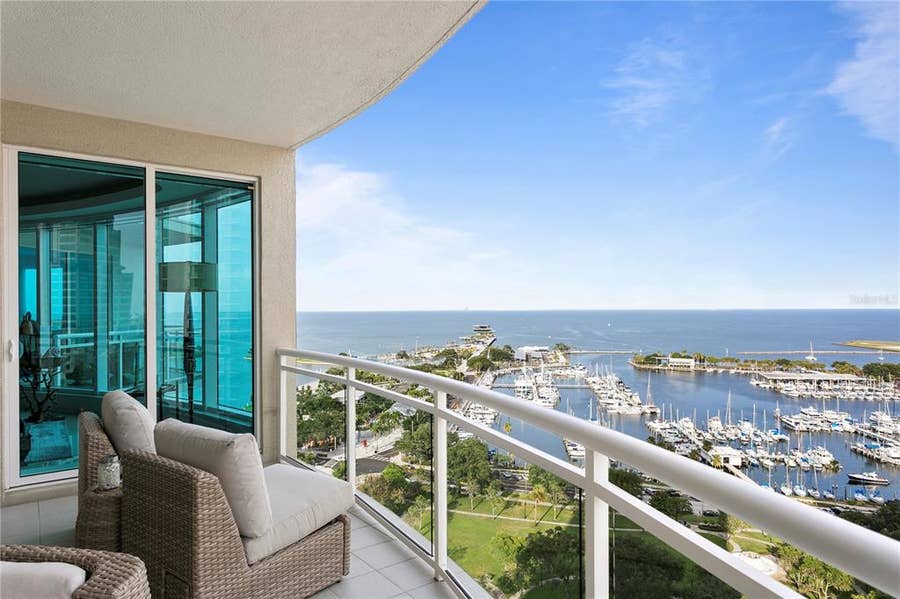 Property photo for 180 BEACH DRIVE NE, #1802, St Petersburg, FL