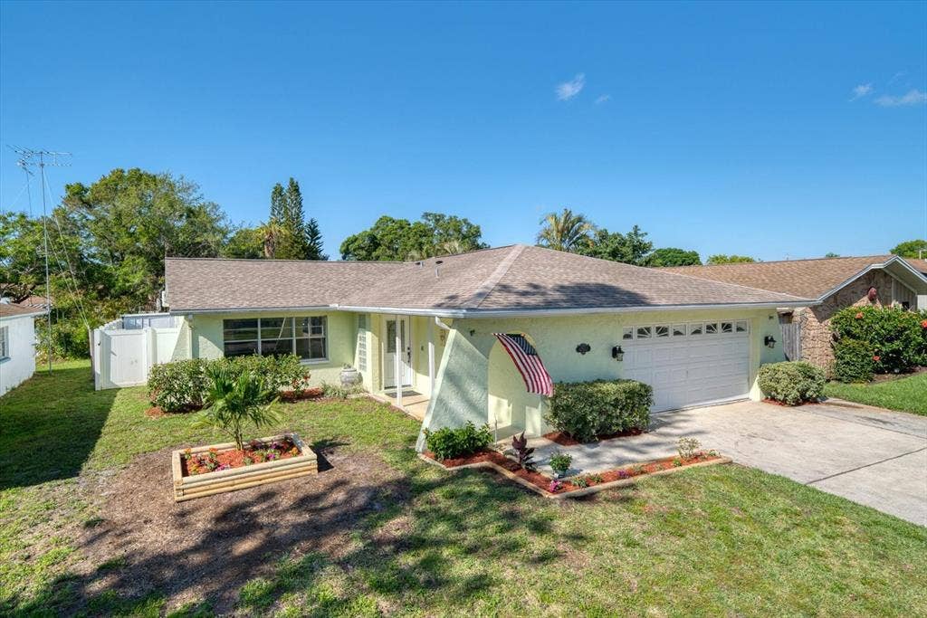 12822 127TH AVENUE, Largo, FL 33774 12822 127TH AVENUE, Largo, FL 33774