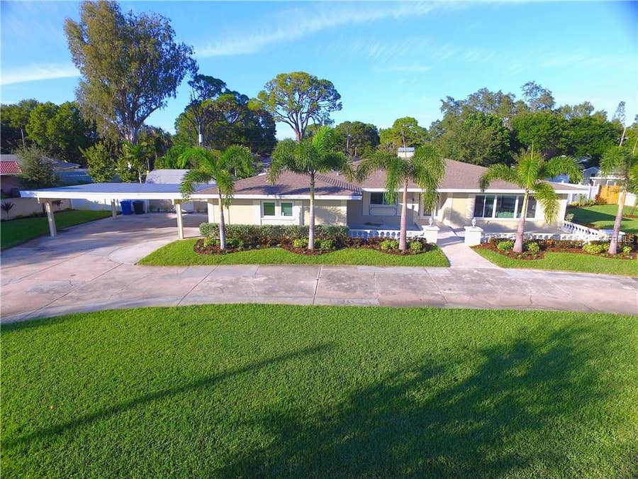 Property photo for 2503 GREEN WAY S, St Petersburg, FL