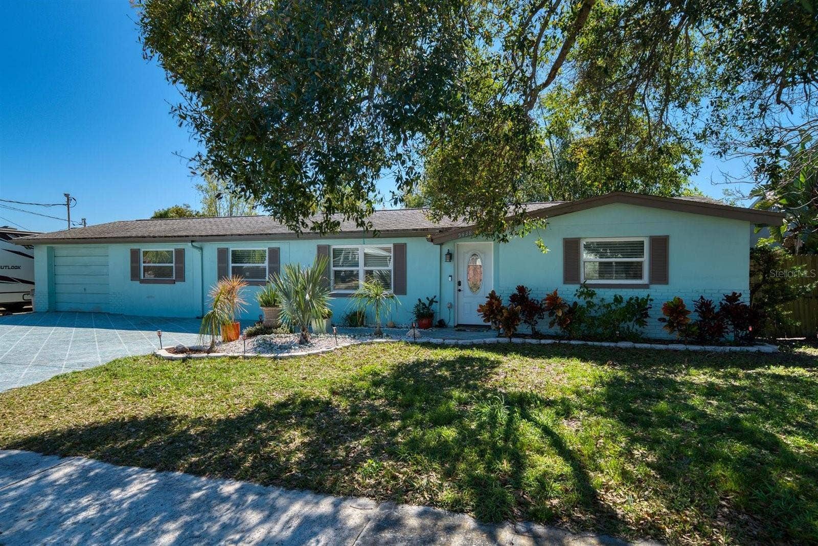 5438 FLORA AVENUE, Holiday, FL 34690 Front Exterior