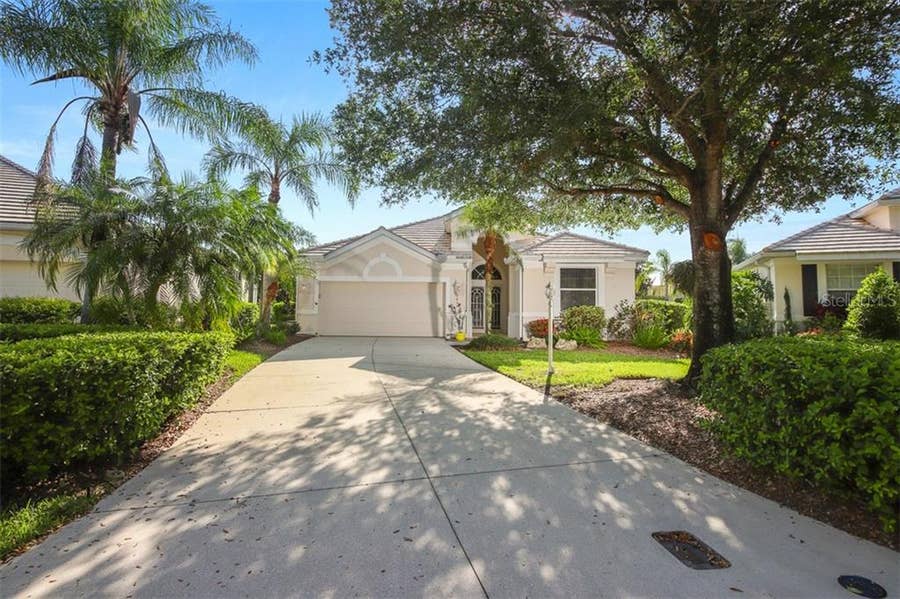 Property photo for 8453 IDLEWOOD COURT, Lakewood Ranch, FL