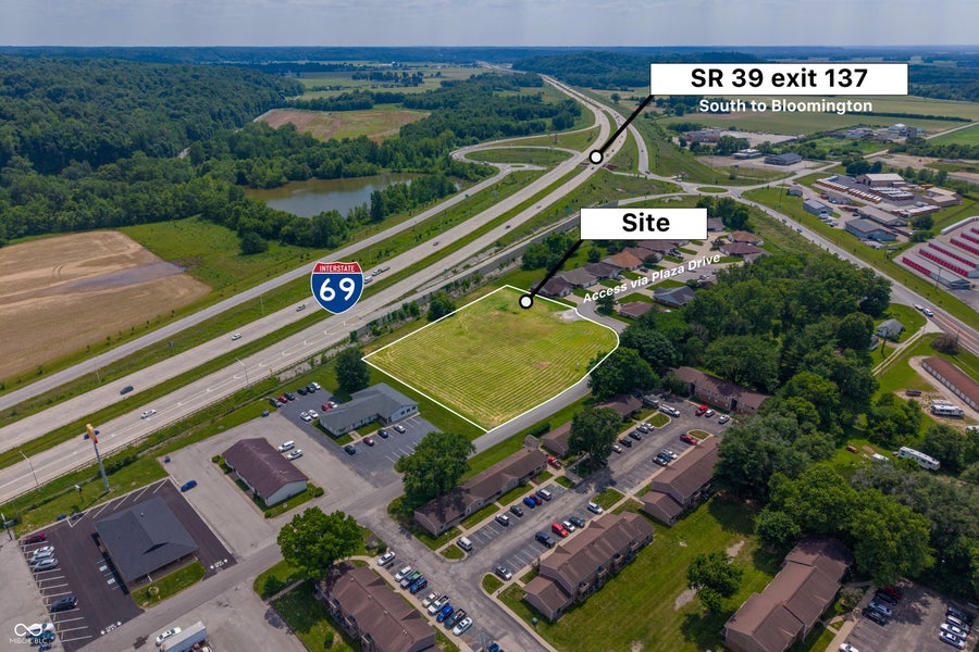 Property photo for 905 Plaza Drive, Martinsville, IN