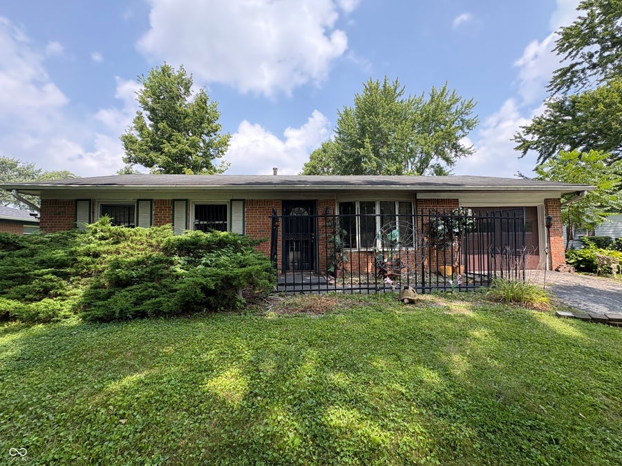 Property photo for 10210 Catalina Drive, Indianapolis, IN