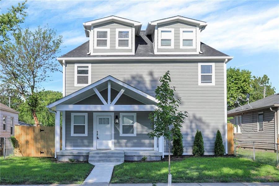 Property photo for 406 S Dearborn Street, Indianapolis, IN