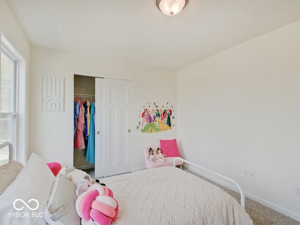 BEACON BUILDERS MODEL HOME IN WINDSTAR WOODS.